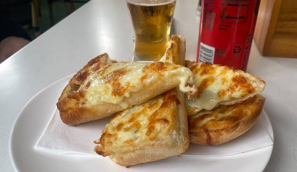 Cheesy Garlic Bread Rising Sun Hotel South Melbourne